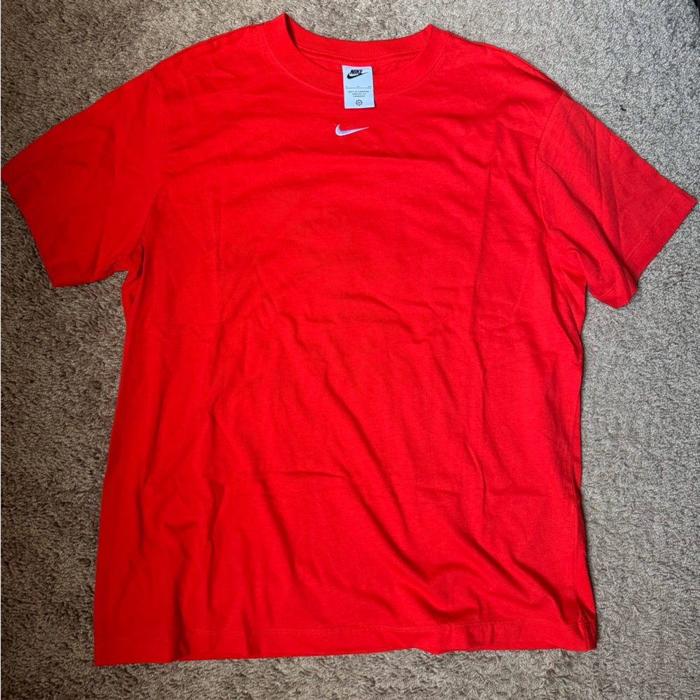Preloved Nike oversized T-shirt size small